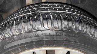 Used 2017 Maruti Suzuki Dzire [2017-2020] ZXI Petrol Manual tyres RIGHT REAR TYRE TREAD VIEW