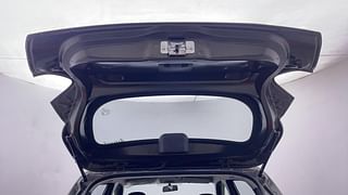 Used 2017 Renault Kwid [2015-2019] RXT Petrol Manual interior DICKY DOOR OPEN VIEW