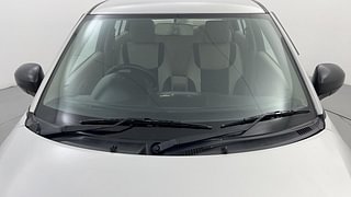 Used 2015 Maruti Suzuki Swift Dzire LXI Petrol Manual exterior FRONT WINDSHIELD VIEW