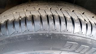 Used 2015 Honda City [2014-2017] SV CVT Petrol Automatic tyres LEFT REAR TYRE TREAD VIEW