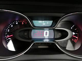 Used 2019 Renault Captur [2017-2020] Platine Diesel Dual tone Diesel Manual interior CLUSTERMETER VIEW