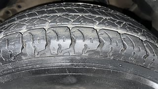 Used 2018 Mahindra TUV300 [2015-2020] T8 mHAWK100 Diesel Manual tyres RIGHT FRONT TYRE TREAD VIEW