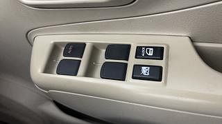 Used 2013 maruti-suzuki A-Star VXI AT Petrol Automatic top_features Central locking