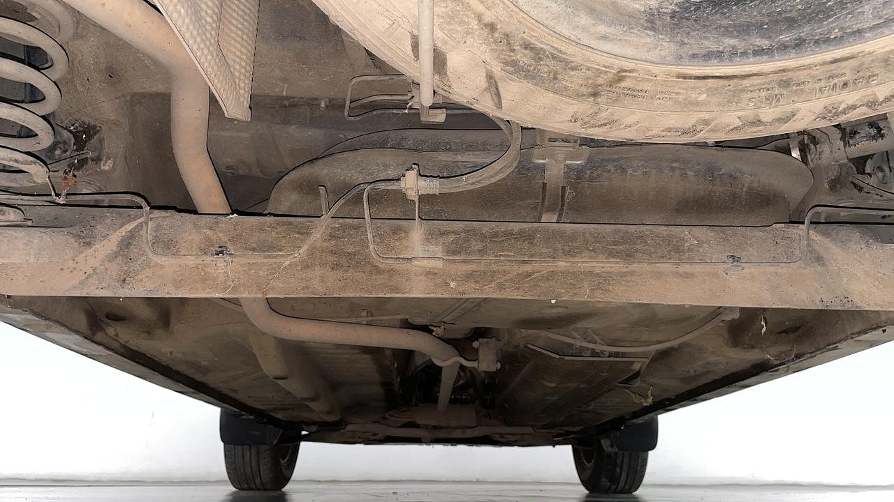Used 2016 Renault Duster [2015-2019] 85 PS RXS MT Diesel Manual extra REAR UNDERBODY VIEW (TAKEN FROM REAR)