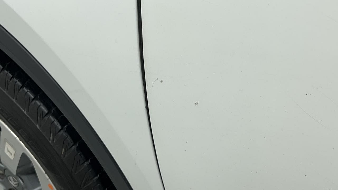 Used 2021 Tata Safari XZ Plus Diesel Manual dents MINOR SCRATCH