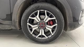 Used 2020 Kia Seltos GTX Plus AT D Diesel Automatic tyres RIGHT FRONT TYRE RIM VIEW