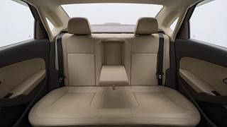 Used 2015 Volkswagen Vento [2015-2019] Highline Petrol AT Petrol Automatic interior REAR SEAT CONDITION VIEW