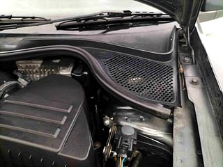 Used 2014 Volkswagen Polo [2014-2020] Comfortline 1.5 (D) Diesel Manual engine ENGINE LEFT SIDE HINGE & APRON VIEW