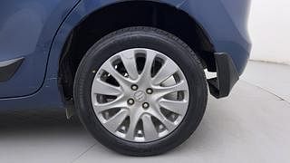 Used 2017 Maruti Suzuki Baleno [2015-2019] Zeta AT Petrol Petrol Automatic tyres LEFT REAR TYRE RIM VIEW