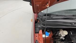 Used 2011 Maruti Suzuki Wagon R 1.0 [2010-2019] LXi Petrol Manual engine ENGINE RIGHT SIDE HINGE & APRON VIEW
