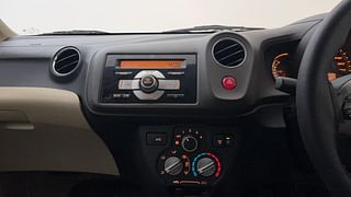 Used 2013 Honda Amaze [2013-2016] 1.2 VX i-VTEC Petrol Manual interior MUSIC SYSTEM & AC CONTROL VIEW
