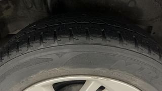 Used 2016 honda Jazz V CVT Petrol Automatic tyres RIGHT REAR TYRE TREAD VIEW