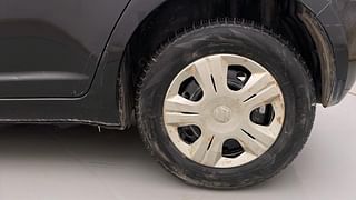 Used 2011 Maruti Suzuki Swift [2007-2011] VDi Diesel Manual tyres LEFT REAR TYRE RIM VIEW
