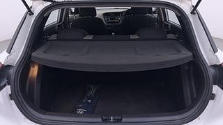 Used 2015 Hyundai Elite i20 [2014-2018] Sportz 1.4 (O) CRDI Diesel Manual interior DICKY INSIDE VIEW