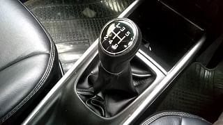 Used 2016 Maruti Suzuki Baleno [2015-2019] Alpha Petrol Petrol Manual interior GEAR  KNOB VIEW