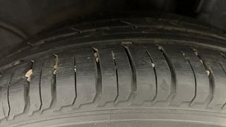 Used 2022 Hyundai New i20 Asta (O) 1.0 Turbo DCT Petrol Automatic tyres LEFT REAR TYRE TREAD VIEW