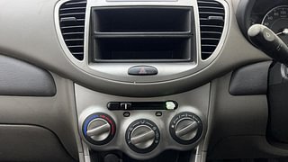 Used 2012 Hyundai i10 [2010-2016] Magna Petrol Petrol Manual interior MUSIC SYSTEM & AC CONTROL VIEW