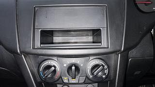 Used 2011 Maruti Suzuki Swift [2011-2017] VXi Petrol Manual interior MUSIC SYSTEM & AC CONTROL VIEW