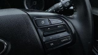 Used 2021 Hyundai Venue [2019-2022] SX 1.0  Turbo iMT Petrol Manual top_features Cruise control