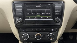 Used 2016 Skoda Octavia [2013-2017] Ambition 1.4 TSI Petrol Manual interior MUSIC SYSTEM & AC CONTROL VIEW