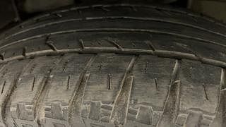 Used 2014 Tata Safari Storme [2012-2015] 2.2 EX 4x2 Diesel Manual tyres RIGHT FRONT TYRE TREAD VIEW
