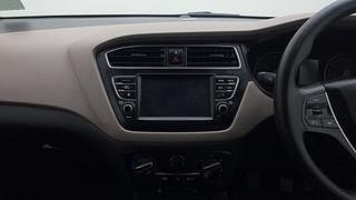 Used 2019 Hyundai Elite i20 [2018-2020] Sportz Plus 1.2 Petrol Manual interior MUSIC SYSTEM & AC CONTROL VIEW