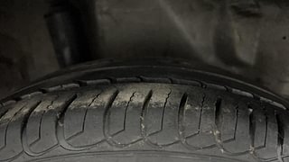 Used 2015 Honda Amaze [2013-2016] 1.2 E i-VTEC Petrol Manual tyres RIGHT REAR TYRE TREAD VIEW