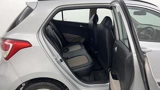 Used 2018 Hyundai Grand i10 [2017-2020] Sportz 1.2 Kappa VTVT Petrol Manual interior RIGHT SIDE REAR DOOR CABIN VIEW