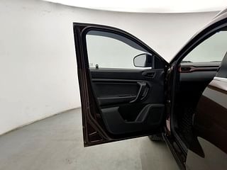 Used 2022 Renault Kiger RXZ 1.0 Turbo MT Petrol Manual interior LEFT FRONT DOOR OPEN VIEW