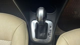 Used 2016 Volkswagen Ameo [2016-2017] Highline 1.5L AT (D) Diesel Automatic interior GEAR  KNOB VIEW