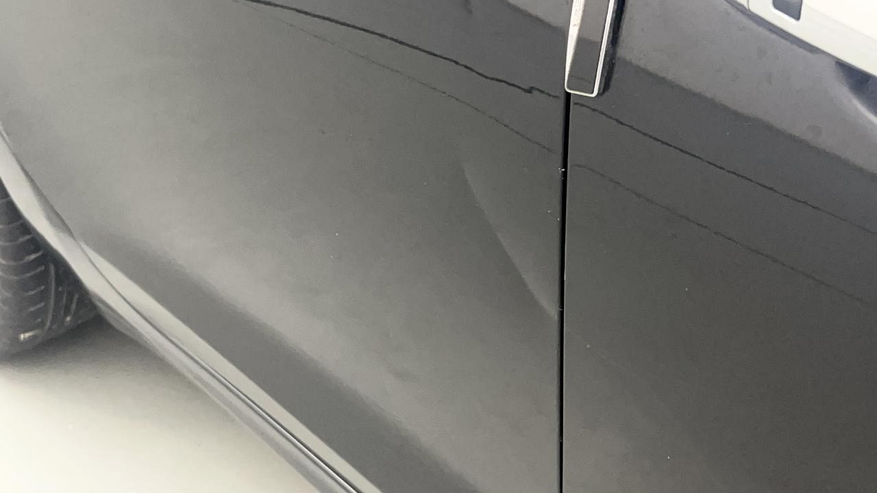 Used 2019 Hyundai Verna [2017-2020] 1.6 VTVT SX Petrol Manual dents MINOR DENT