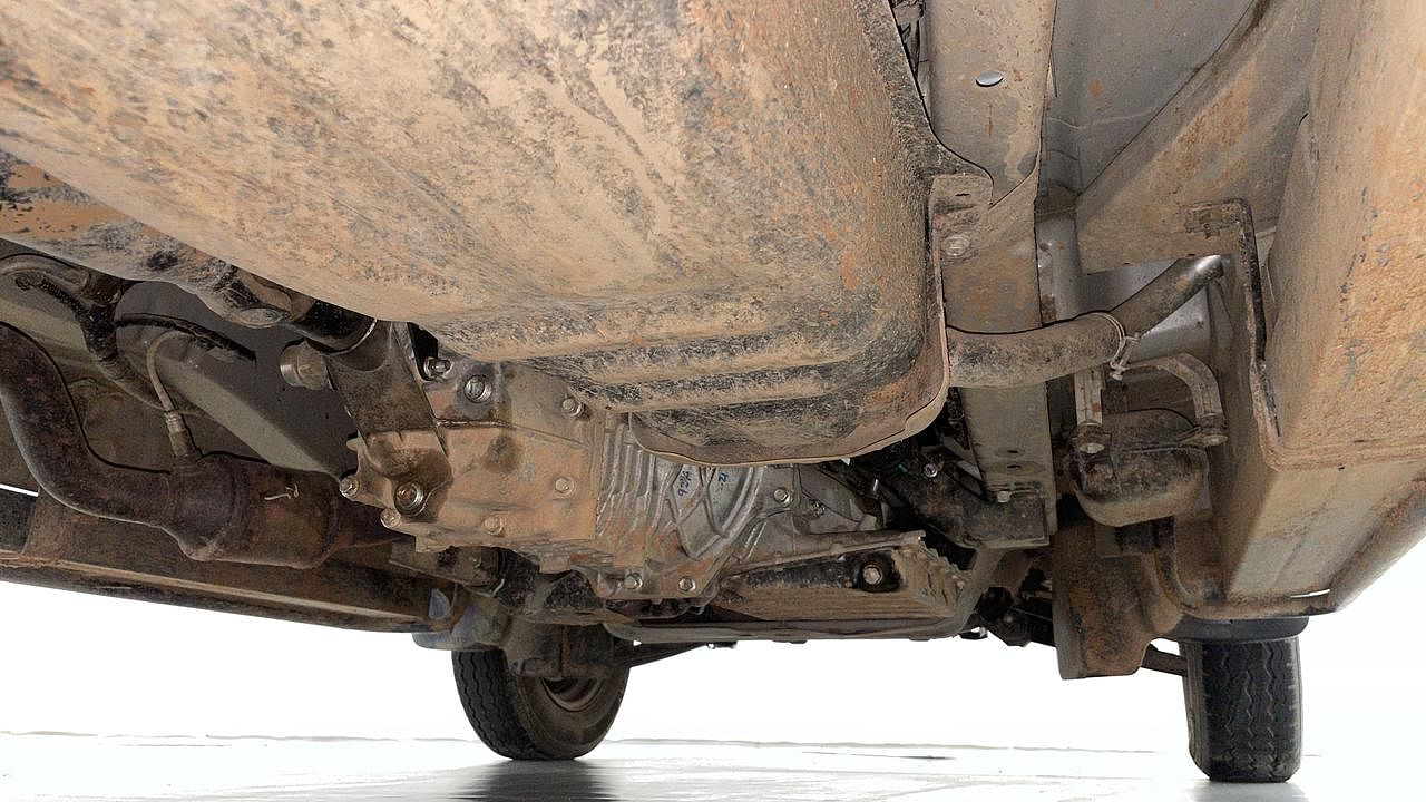 Used 2021 Maruti Suzuki Eeco STD 7 STR Petrol Manual extra REAR RIGHT UNDERBODY VIEW