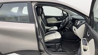 Used 2017 Renault Captur [2017-2020] 1.5 Platine diesel Diesel Manual interior RIGHT SIDE FRONT DOOR CABIN VIEW