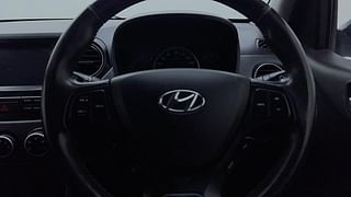 Used 2018 Hyundai Grand i10 [2017-2020] Sportz 1.2 Kappa VTVT Dual Tone Petrol Manual top_features Airbags