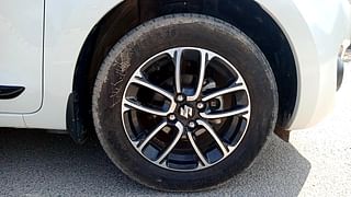 Used 2019 Maruti Suzuki Swift [2017-2021] ZXi Plus AMT Petrol Automatic tyres RIGHT FRONT TYRE RIM VIEW