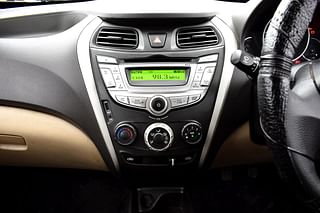 Used 2012 Hyundai Eon [2011-2018] Magna Petrol Manual interior MUSIC SYSTEM & AC CONTROL VIEW