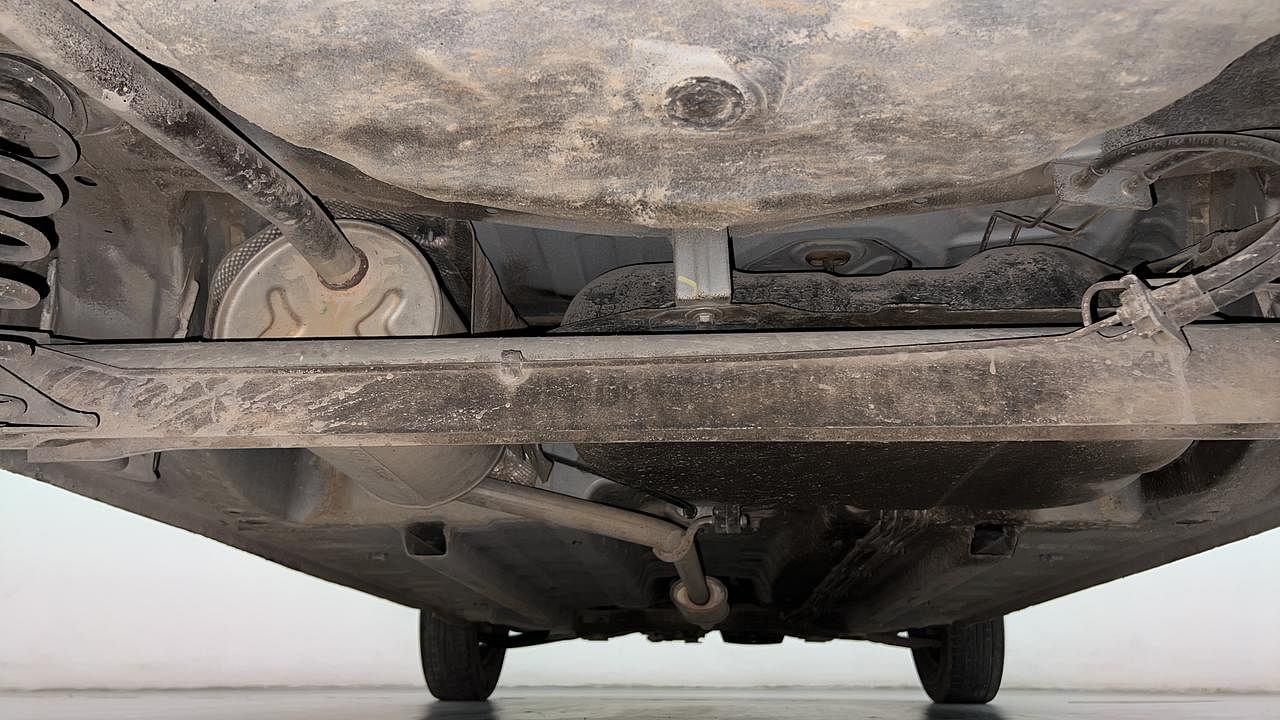 Used 2017 Renault Kwid [2015-2019] 1.0 RXT AMT Opt Petrol Automatic extra REAR UNDERBODY VIEW (TAKEN FROM REAR)