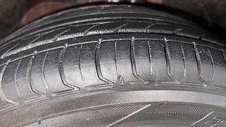 Used 2017 Ford Figo [2015-2019] Titanium1.5 TDCi Diesel Manual tyres RIGHT FRONT TYRE TREAD VIEW