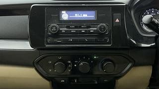 Used 2019 honda Amaze 1.2 S i-VTEC Petrol Manual interior MUSIC SYSTEM & AC CONTROL VIEW