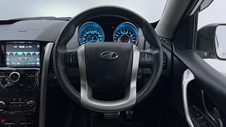 Used 2018 Mahindra XUV500 [2018-2021] W11 AT Diesel Automatic interior STEERING VIEW