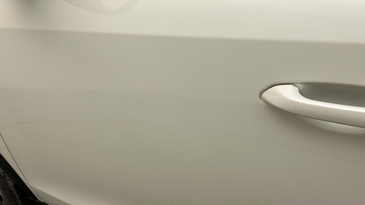 Used 2020 Mahindra XUV 300 W8 (O) Petrol Petrol Manual dents MINOR SCRATCH
