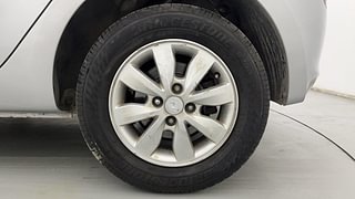Used 2014 Hyundai i20 [2012-2014] Asta 1.4 CRDI Diesel Manual tyres LEFT REAR TYRE RIM VIEW