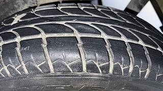 Used 2014 Maruti Suzuki Wagon R 1.0 [2010-2019] LXi Petrol Manual tyres LEFT REAR TYRE TREAD VIEW