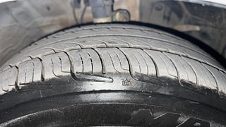 Used 2020 Honda City V CVT Petrol Automatic tyres RIGHT FRONT TYRE TREAD VIEW