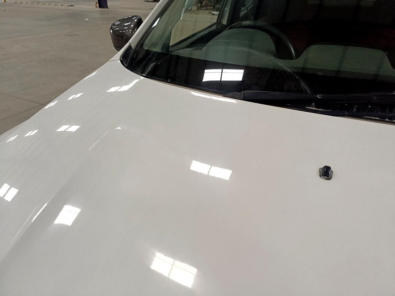 Used 2018 Renault Kwid [2017-2019] RXT 1.0 SCE Special (O) Petrol Manual dents MINOR SCRATCH