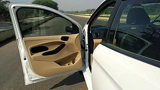 Used 2017 Ford Figo Aspire [2015-2019] Titanium1.5 TDCi Diesel Manual interior LEFT FRONT DOOR OPEN VIEW