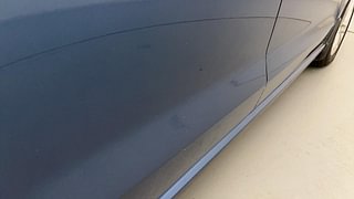 Used 2016 Volkswagen Vento [2015-2019] Highline Petrol AT Petrol Automatic dents MINOR SCRATCH