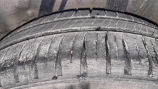 Used 2014 Honda City [2014-2017] V Petrol Manual tyres LEFT REAR TYRE TREAD VIEW
