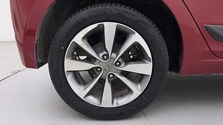 Used 2015 Hyundai Elite i20 [2014-2018] Asta 1.2 (O) Petrol Manual tyres RIGHT REAR TYRE RIM VIEW