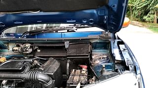 Used 2017 Renault Kwid [2015-2018] CLIMBER 1.0 AMT Petrol Automatic engine ENGINE LEFT SIDE HINGE & APRON VIEW